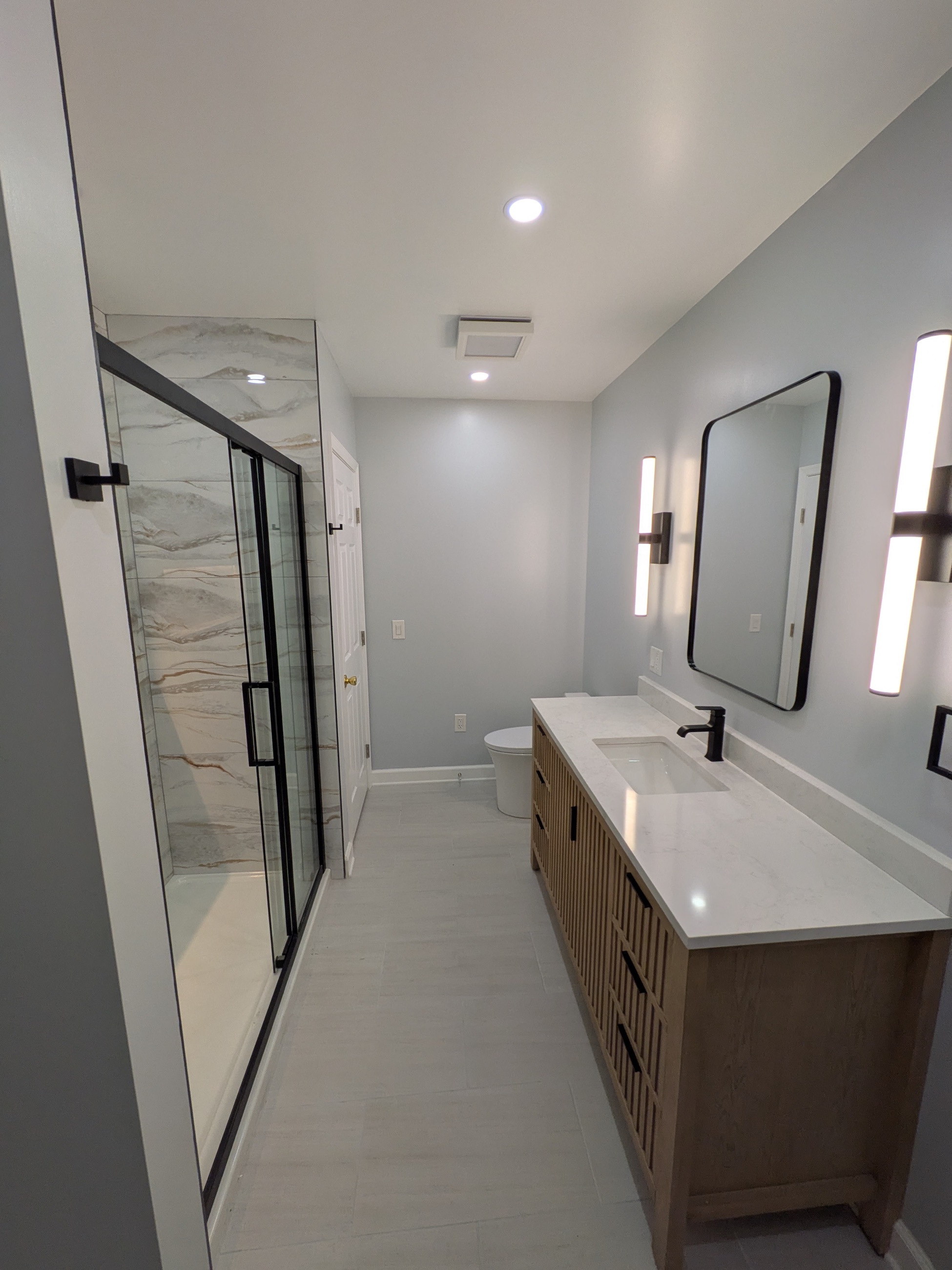 Lower-Level Bath, Haymarket